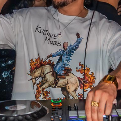 Kulture Mobb “Conejo Veloz” Tee